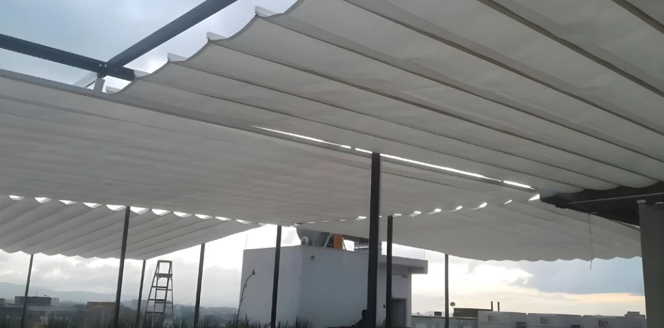 Πώς να καθαρίσω σωστά την τέντα; 